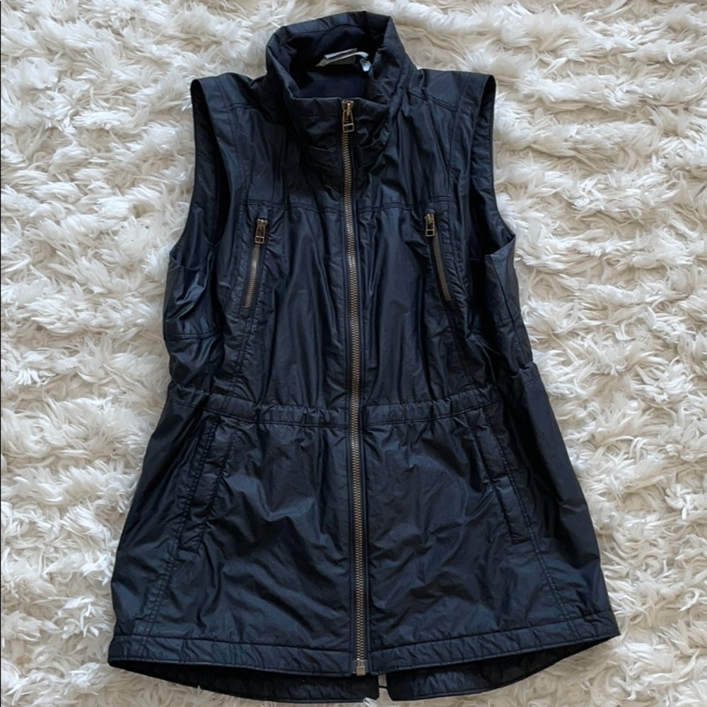 Athlete vest